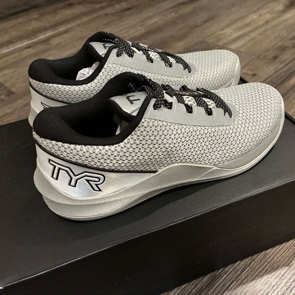 TYR Men’s CXT-2 Trainer - Reflective Silver Sneakers - Training Shoes